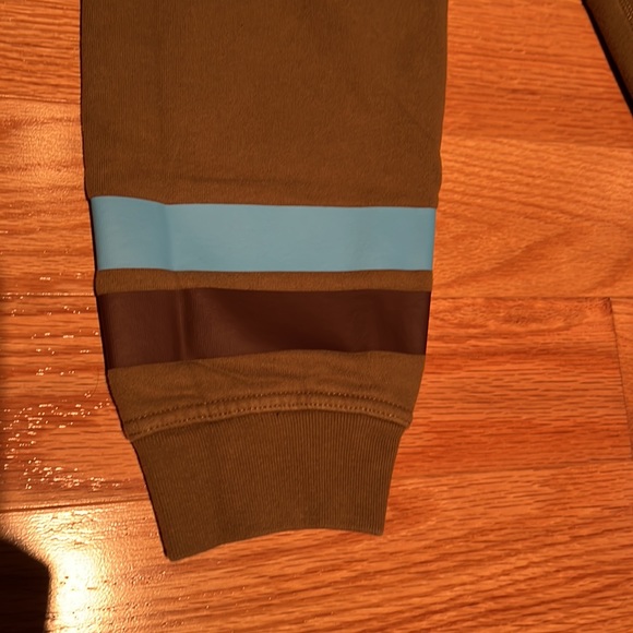 Burberry Boys joggers size 10 - Picture 4 of 5